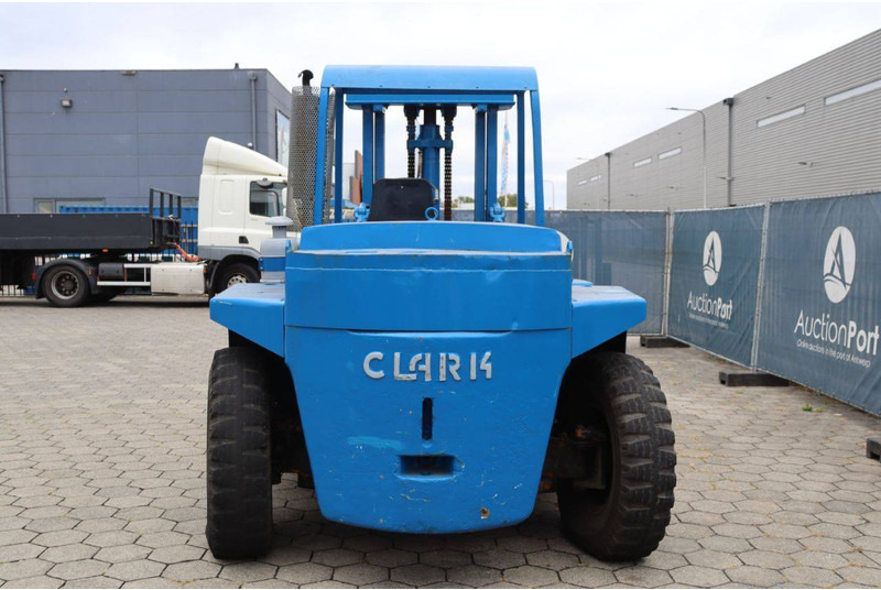 Clark DCY 160 - Stivuitor diesel: Foto 5 Clark DCY 160 - Stivuitor diesel: Foto 5