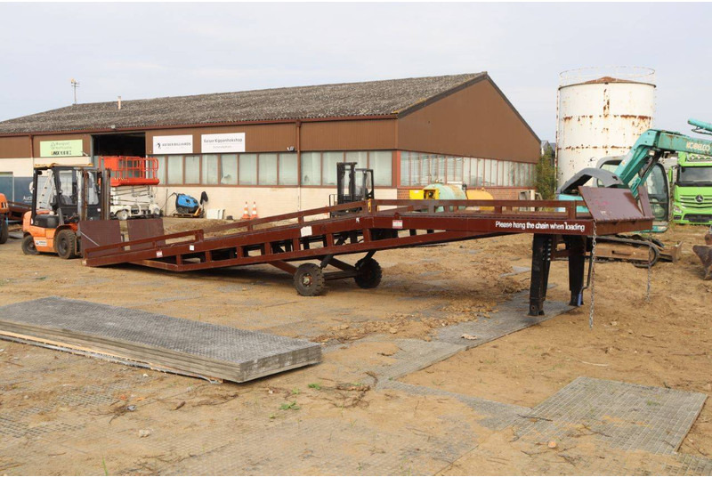 Containerramps MangustLR12T - Remorcă platformă: Foto 3 Containerramps MangustLR12T - Remorcă platformă: Foto 3