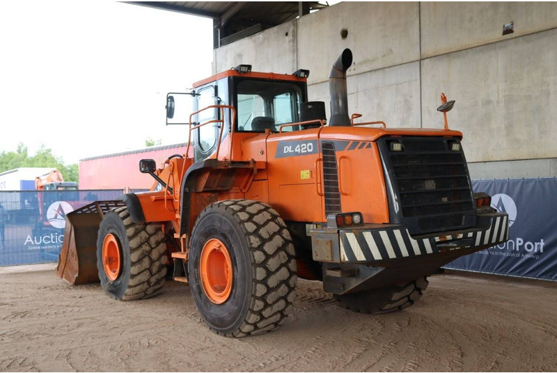 Doosan DL420 - Încărcător frontal pe pneuri: Foto 5 Doosan DL420 - Încărcător frontal pe pneuri: Foto 5