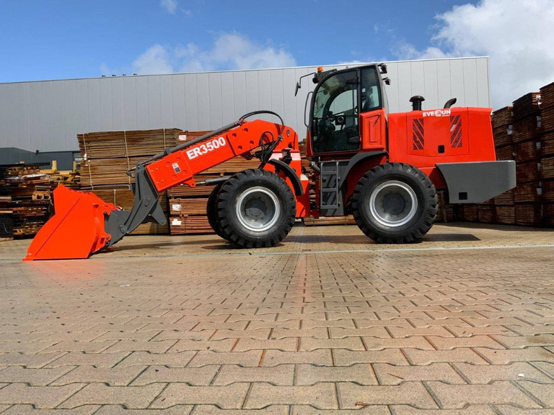 Everun ER3500 - Încărcător frontal pe pneuri: Foto 3 Everun ER3500 - Încărcător frontal pe pneuri: Foto 3