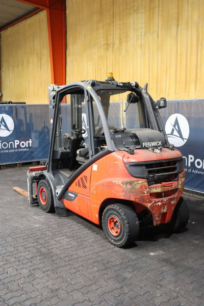 Fenwick H35T-02 - Stivuitor GPL: Foto 4 Fenwick H35T-02 - Stivuitor GPL: Foto 4