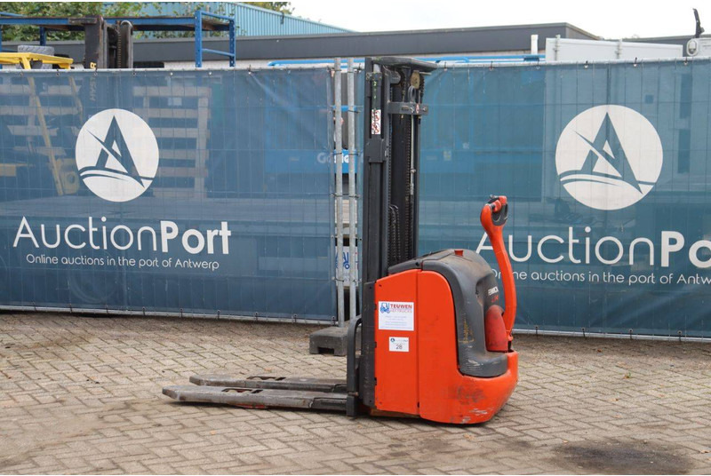 Fenwick L14 AP - Transpalet la mare înălţime: Foto 3 Fenwick L14 AP - Transpalet la mare înălţime: Foto 3