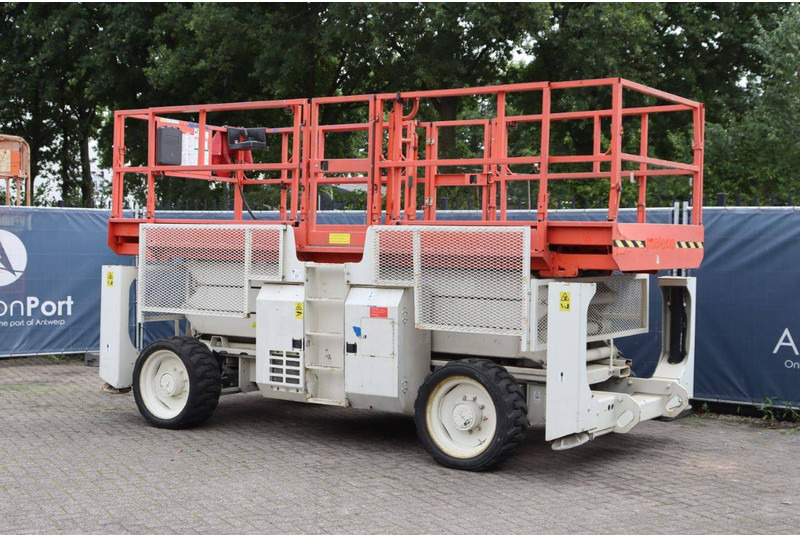 Genie GS-3390 - Platforma foarfeca: Foto 3 Genie GS-3390 - Platforma foarfeca: Foto 3