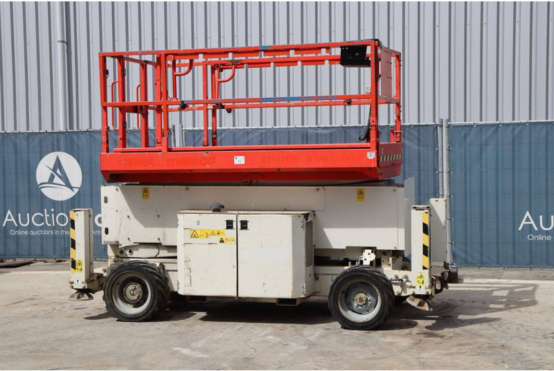 Genie GS4069 RT - Platforma foarfeca: Foto 3 Genie GS4069 RT - Platforma foarfeca: Foto 3