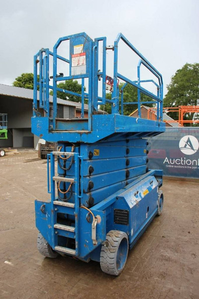 HAB S152-12E2WD - Platforma foarfeca: Foto 5 HAB S152-12E2WD - Platforma foarfeca: Foto 5