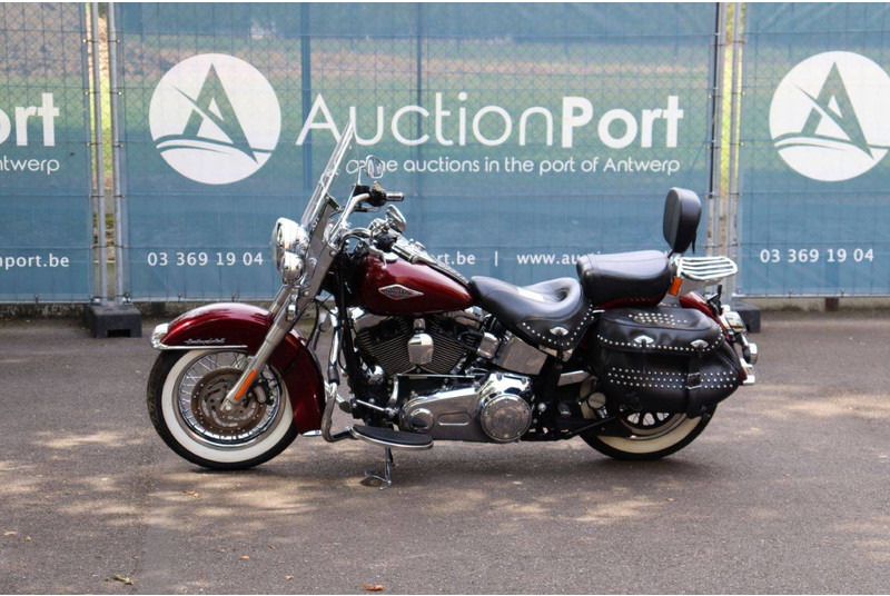 Harley-Davidson Heritage Softail - Motocicletă: Foto 1 Harley-Davidson Heritage Softail - Motocicletă: Foto 1