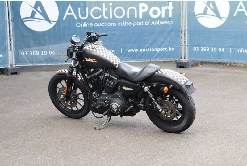 Harley-Davidson Sportster 883N Iron - Motocicletă: Foto 3 Harley-Davidson Sportster 883N Iron - Motocicletă: Foto 3
