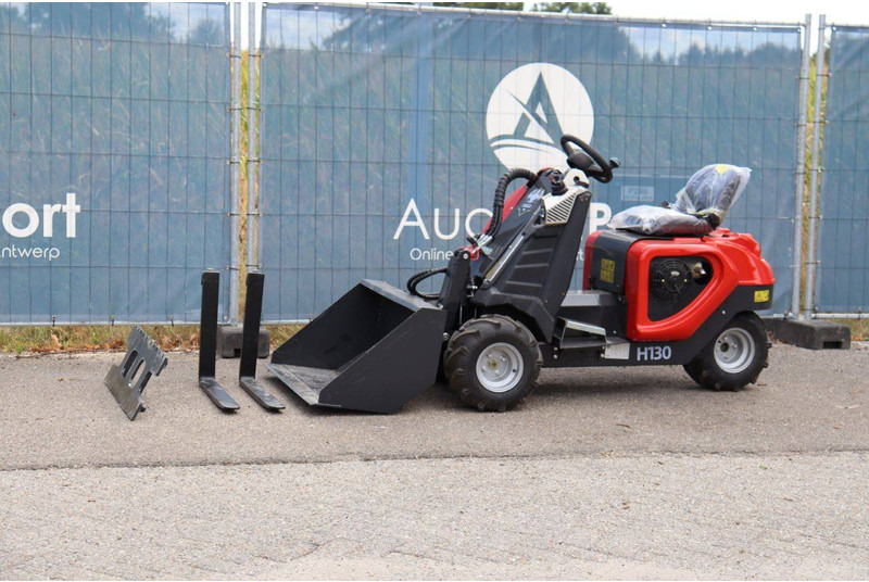 Heracles H130 - Încărcător frontal pe pneuri: Foto 1 Heracles H130 - Încărcător frontal pe pneuri: Foto 1