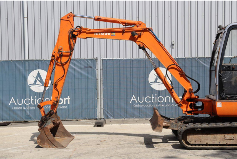 Excavator pe şenile Hitachi EX45.2: Foto 11