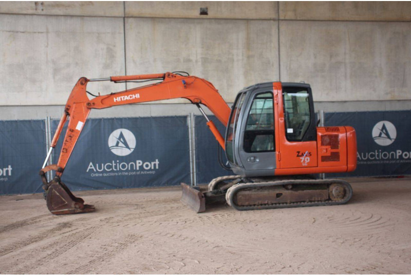 Hitachi Zaxis 70LC - Excavator pe şenile: Foto 1 Hitachi Zaxis 70LC - Excavator pe şenile: Foto 1