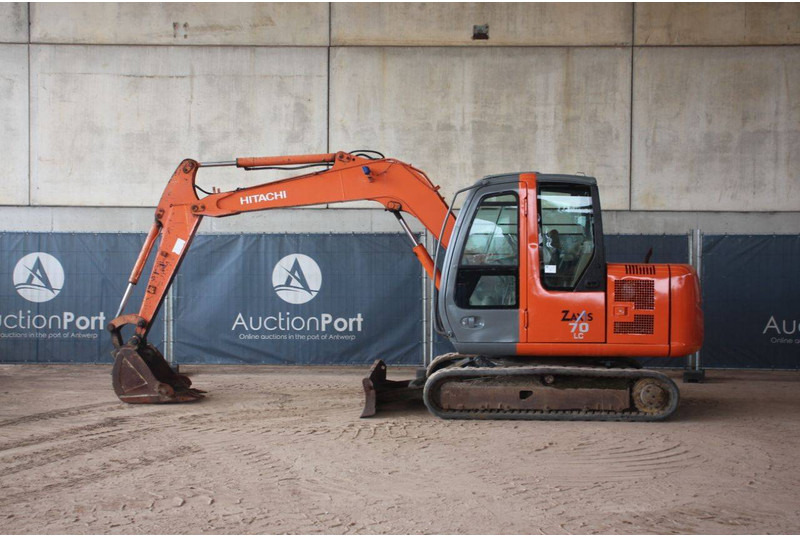 Hitachi Zaxis 70LC - Excavator pe şenile: Foto 2 Hitachi Zaxis 70LC - Excavator pe şenile: Foto 2