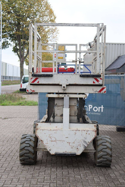 Holland lift MONOSTAR X 105EL18 - Platforma foarfeca: Foto 5 Holland lift MONOSTAR X 105EL18 - Platforma foarfeca: Foto 5