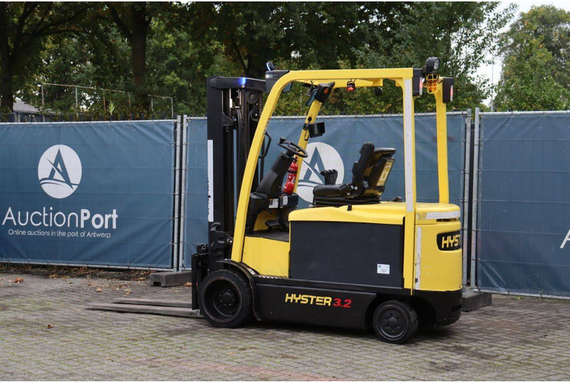 Hyster E3.2XN - Electrostivuitor: Foto 3 Hyster E3.2XN - Electrostivuitor: Foto 3