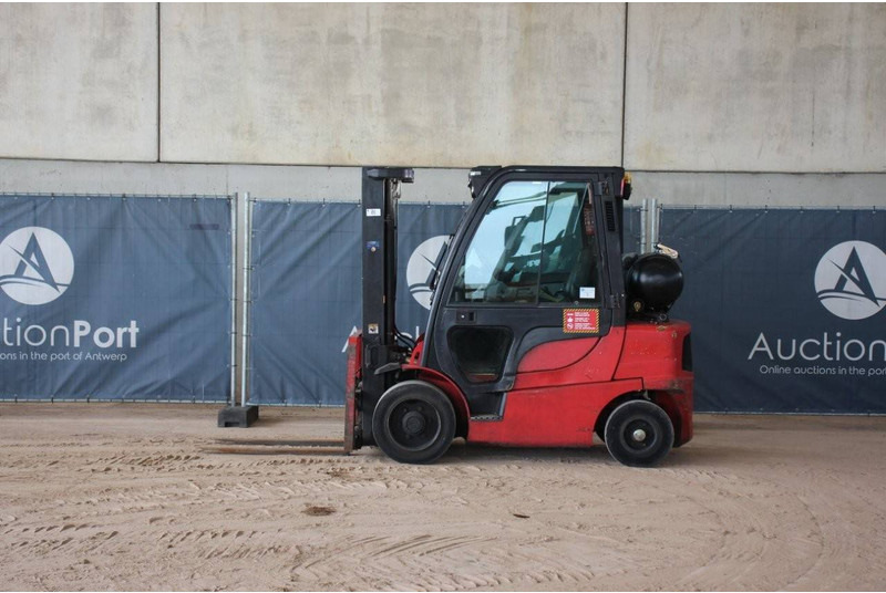 Hyster H2.5FT - Stivuitor GPL: Foto 2 Hyster H2.5FT - Stivuitor GPL: Foto 2