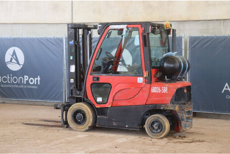 Hyster H2.5FT - Stivuitor GPL: Foto 3 Hyster H2.5FT - Stivuitor GPL: Foto 3