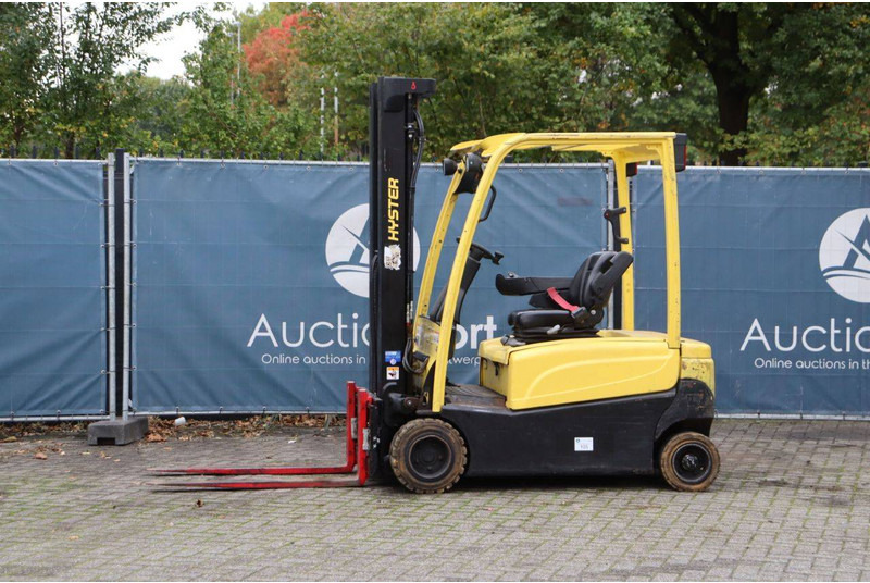 Hyster J2.0XN LWB - Electrostivuitor: Foto 1 Hyster J2.0XN LWB - Electrostivuitor: Foto 1
