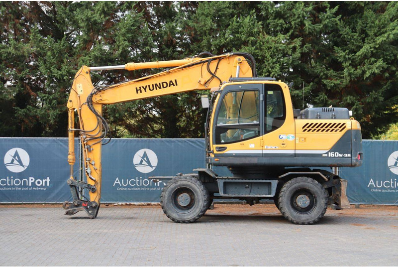 Hyundai R160W-9A - Excavator pe roţi: Foto 2 Hyundai R160W-9A - Excavator pe roţi: Foto 2