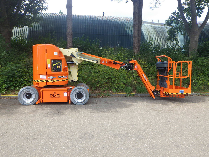 JLG E300AJP - Nacela telescopica: Foto 1 JLG E300AJP - Nacela telescopica: Foto 1