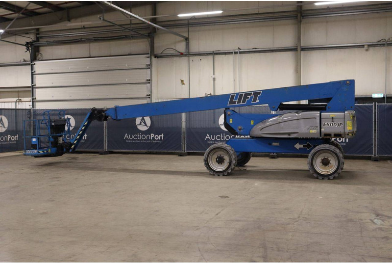 JLG E600JP - Nacela telescopica: Foto 3 JLG E600JP - Nacela telescopica: Foto 3