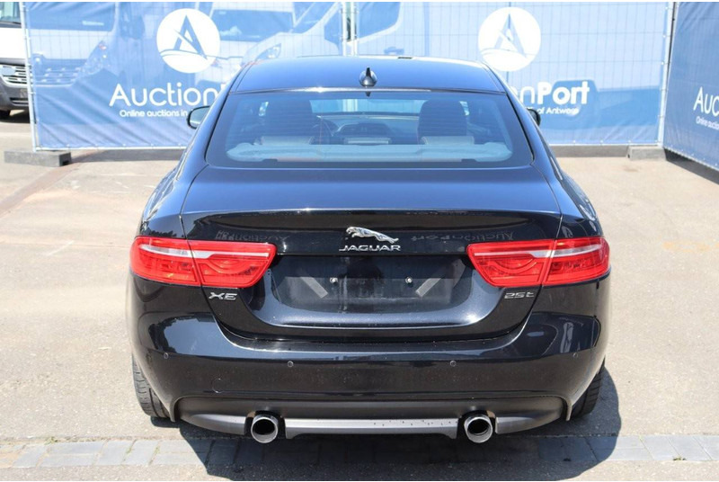 Jaguar XE - Berlină/ Sedan: Foto 5 Jaguar XE - Berlină/ Sedan: Foto 5
