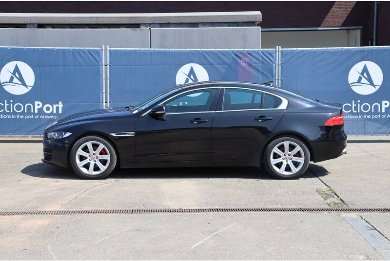 Jaguar XE - Berlină/ Sedan: Foto 2 Jaguar XE - Berlină/ Sedan: Foto 2
