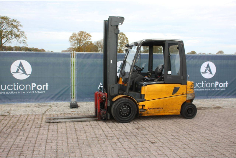 Jungheinrich EFG 540 - Electrostivuitor: Foto 1 Jungheinrich EFG 540 - Electrostivuitor: Foto 1