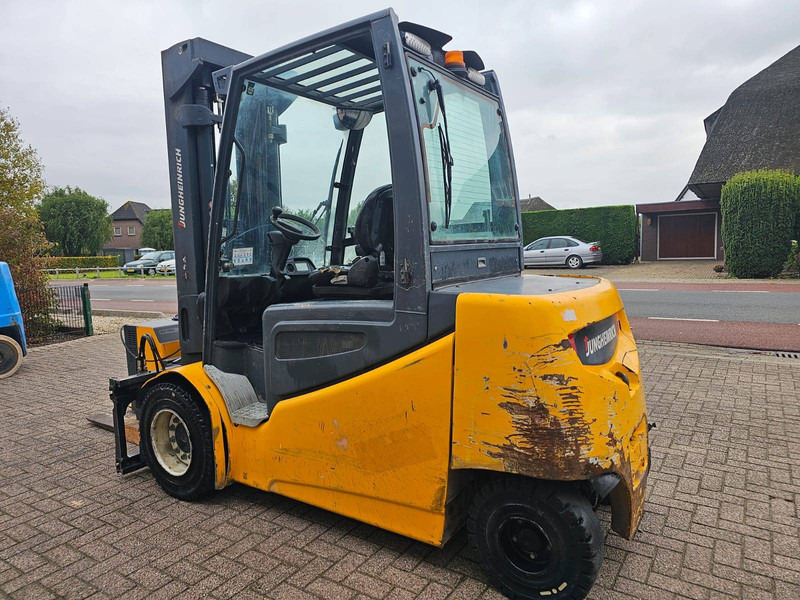 Jungheinrich PZV45S - Electrostivuitor: Foto 2 Jungheinrich PZV45S - Electrostivuitor: Foto 2