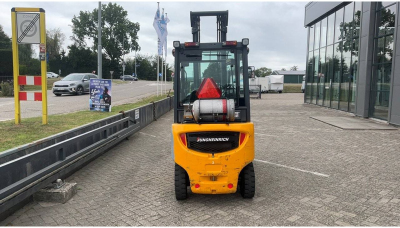 Jungheinrich TFG 430 - Stivuitor GPL: Foto 4 Jungheinrich TFG 430 - Stivuitor GPL: Foto 4