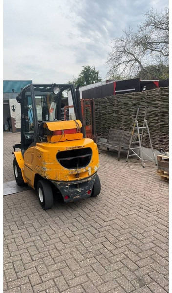 Jungheinrich TFG30S - Stivuitor GPL: Foto 3 Jungheinrich TFG30S - Stivuitor GPL: Foto 3