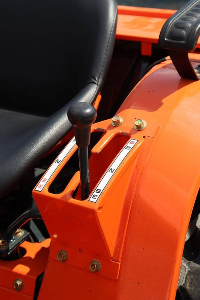 Tractor agricol Kubota B1702DT: Foto 19