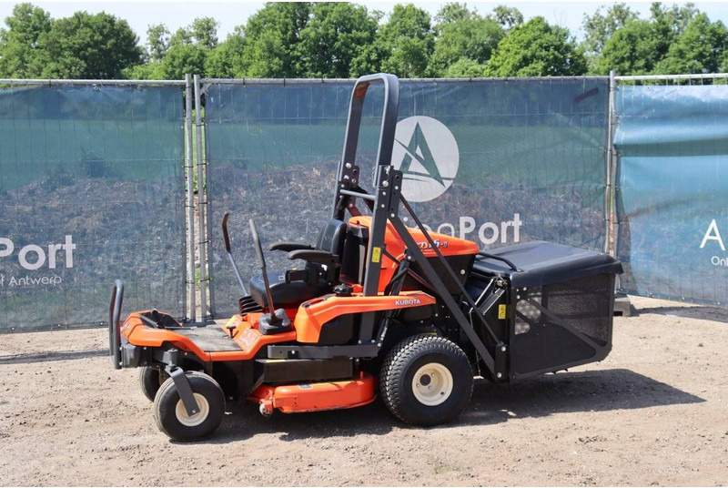 Kubota GZD15-II - Maşină de tuns iarba: Foto 1 Kubota GZD15-II - Maşină de tuns iarba: Foto 1