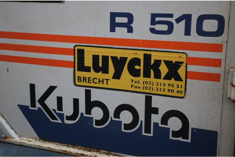 Încărcător frontal pe pneuri Kubota R510: Foto 16