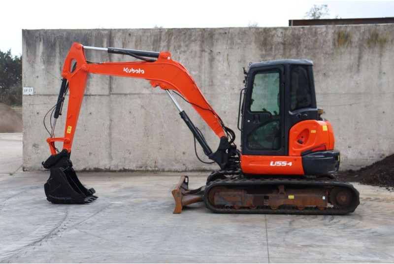 Kubota U55-4 - Excavator pe şenile: Foto 2 Kubota U55-4 - Excavator pe şenile: Foto 2