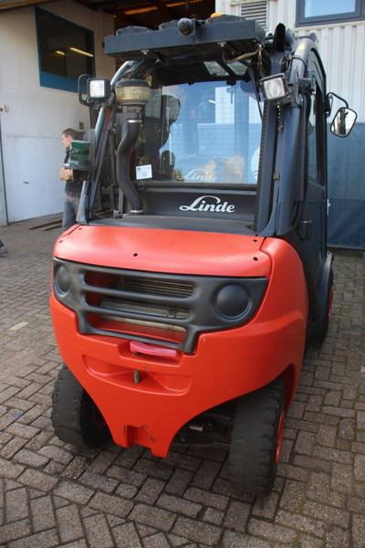 Linde H30D-02 - Stivuitor diesel: Foto 5 Linde H30D-02 - Stivuitor diesel: Foto 5