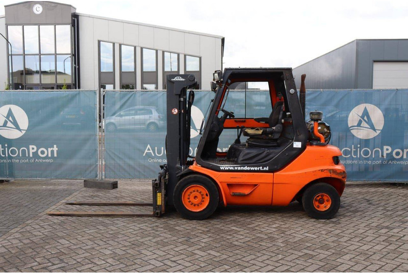 Linde H30T-03 - Stivuitor GPL: Foto 2 Linde H30T-03 - Stivuitor GPL: Foto 2