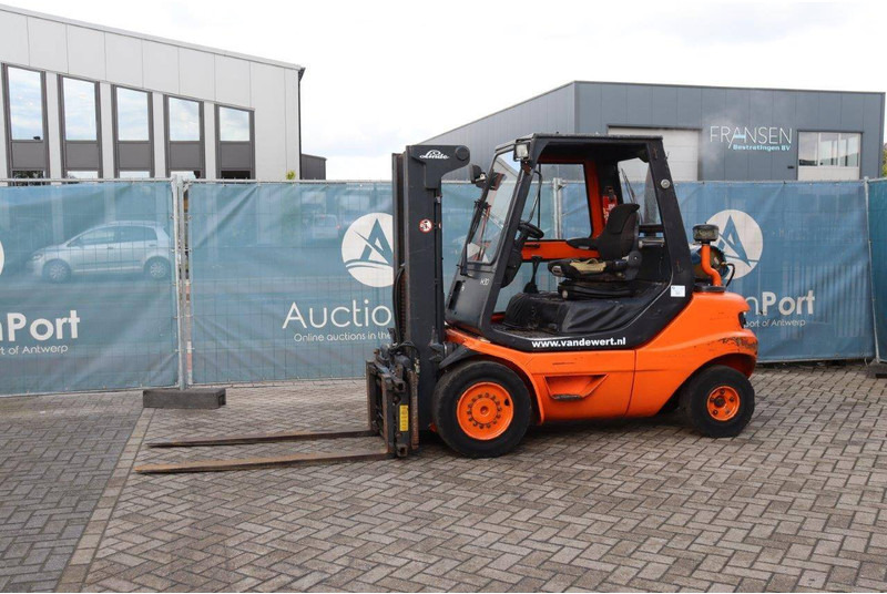 Linde H30T-03 - Stivuitor GPL: Foto 1 Linde H30T-03 - Stivuitor GPL: Foto 1