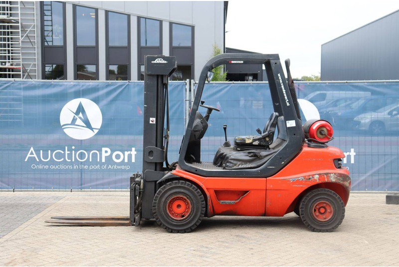 Linde H30T-03 - Stivuitor GPL: Foto 2 Linde H30T-03 - Stivuitor GPL: Foto 2