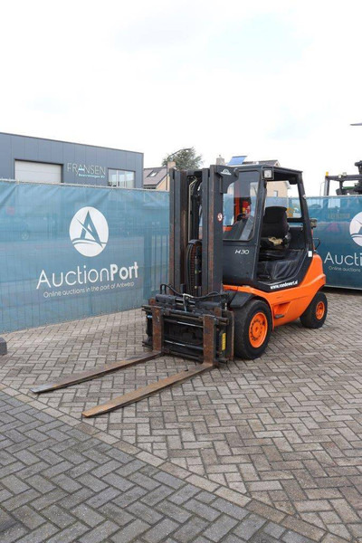 Stivuitor GPL Linde H30T-03: Foto 9 Stivuitor GPL Linde H30T-03: Foto 9