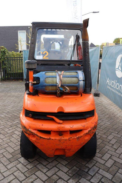 Linde H30T-03 - Stivuitor GPL: Foto 5 Linde H30T-03 - Stivuitor GPL: Foto 5