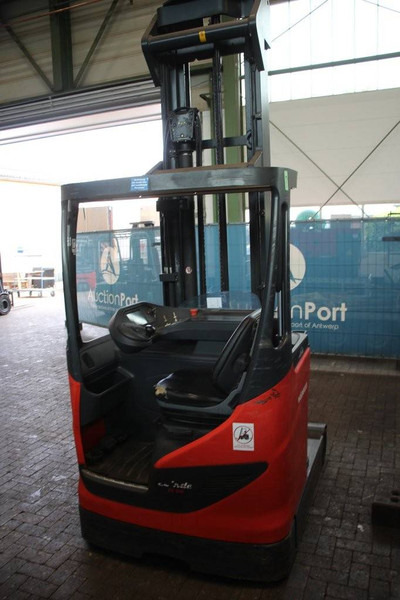 Linde R14-01 - Stivuitor cu catarg retractabil: Foto 5 Linde R14-01 - Stivuitor cu catarg retractabil: Foto 5