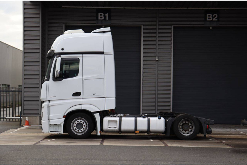 Mercedes-Benz ACTROS - Camion şasiu: Foto 2 Mercedes-Benz ACTROS - Camion şasiu: Foto 2