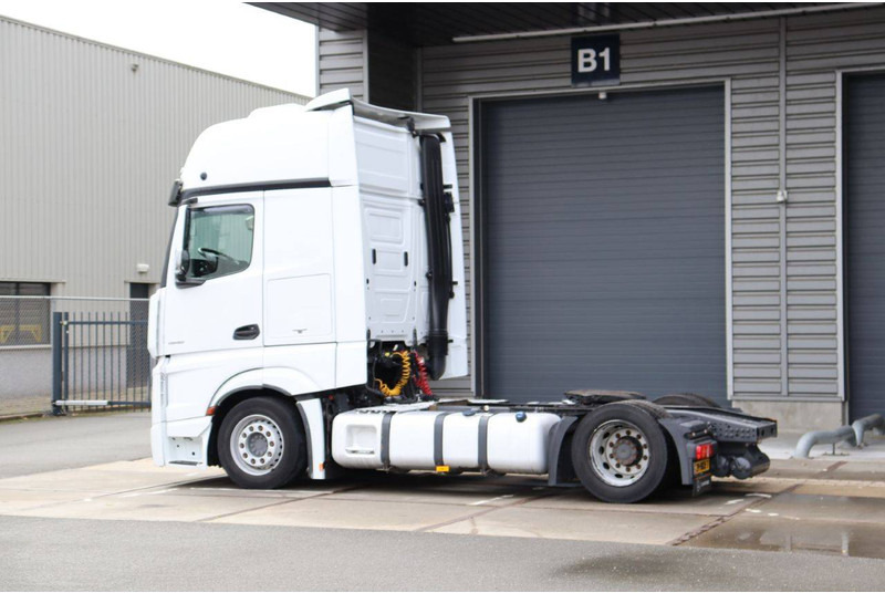Mercedes-Benz ACTROS - Camion şasiu: Foto 3 Mercedes-Benz ACTROS - Camion şasiu: Foto 3