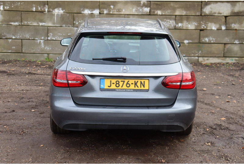 Mercedes-Benz C-Klasse C220d - Berlină/ Sedan: Foto 5 Mercedes-Benz C-Klasse C220d - Berlină/ Sedan: Foto 5