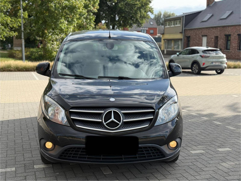 Mercedes-Benz Citan 111 CDI - Berlină/ Sedan: Foto 5 Mercedes-Benz Citan 111 CDI - Berlină/ Sedan: Foto 5