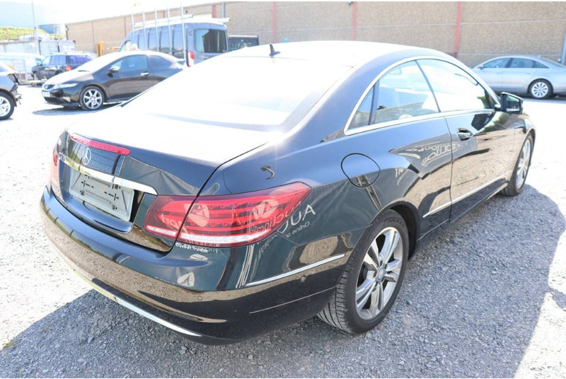 Mercedes-Benz E-Klasse 200 - Automobil: Foto 5 Mercedes-Benz E-Klasse 200 - Automobil: Foto 5