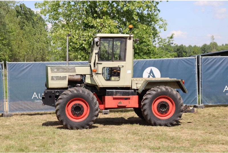 Mercedes-Benz MB Trac 800 - Tractor agricol: Foto 1 Mercedes-Benz MB Trac 800 - Tractor agricol: Foto 1