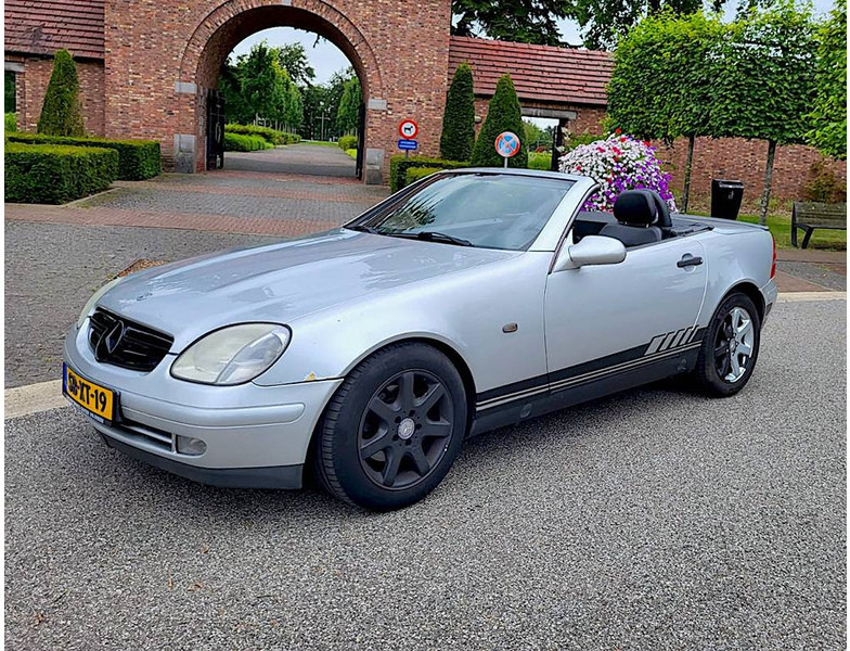 Mercedes-Benz SLK SLK200 Automatic - Berlină/ Sedan: Foto 1 Mercedes-Benz SLK SLK200 Automatic - Berlină/ Sedan: Foto 1