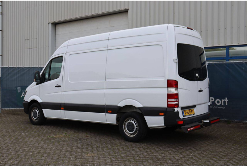 Mercedes-Benz Sprinter - Dubă: Foto 3 Mercedes-Benz Sprinter - Dubă: Foto 3