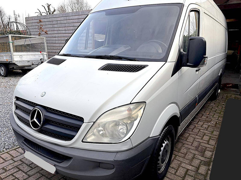 Mercedes-Benz Sprinter (II) 315 CDI - Dubă: Foto 1 Mercedes-Benz Sprinter (II) 315 CDI - Dubă: Foto 1