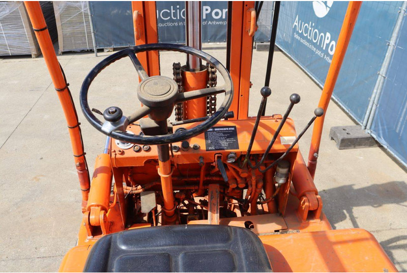 Stivuitor diesel Mitsubishi FD25: Foto 20